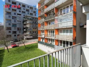 Pronájem bytu 2+kk, Praha - Strašnice, Názovská, 52 m2