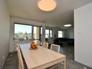 Prodej rodinného domu, Týnec nad Labem, Hradská, 189 m2