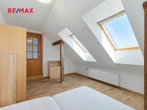 Prodej rodinného domu, Břasy, 298 m2