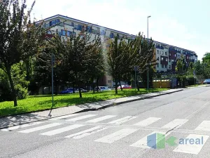 Pronájem bytu 2+kk, Praha - Libeň, Nad Okrouhlíkem, 60 m2