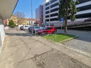 Pronájem obchodního prostoru, Pardubice, Smetanovo náměstí, 398 m2