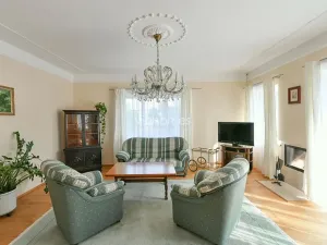 Pronájem vily, Praha - Suchdol, Havraní, 220 m2