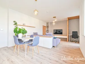 Pronájem bytu 2+kk, Slavkov u Brna, Slovanská, 67 m2