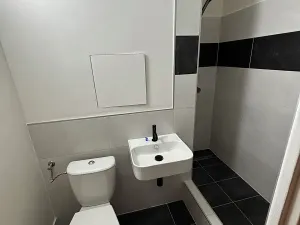 Prodej bytu 1+kk, Praha - Kobylisy, Kyselova, 26 m2