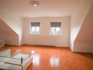 Pronájem bytu 2+1, Teplice, Heydukova, 60 m2