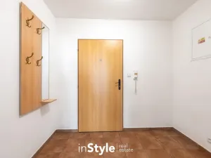 Pronájem bytu 2+kk, Bzenec, náměstí Svobody, 50 m2