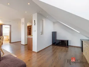 Pronájem bytu 2+kk, Kadov, 65 m2