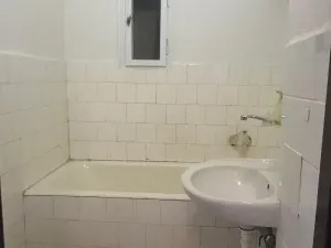 Pronájem bytu 1+1, Praha - Záběhlice, Púchovská, 38 m2