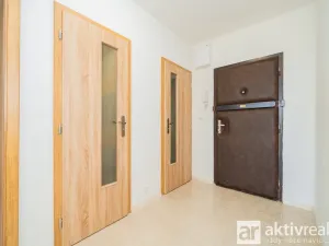 Prodej bytu 2+kk, Praha - Bohnice, Poznaňská, 45 m2