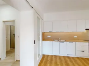 Pronájem bytu 2+kk, Beroun - Beroun-Město, Na Parkáně, 37 m2