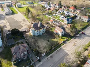 Prodej komerční nemovitosti, Nový Bydžov, Třída B. Smetany, 500 m2