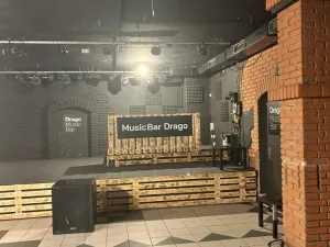 Pronájem obchodního prostoru, Kopřivnice, Smetanova, 582 m2