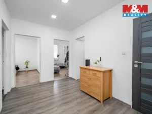 Prodej bytu 4+1, Ústí nad Labem - Krásné Březno, U Pivovarské zahrady, 82 m2