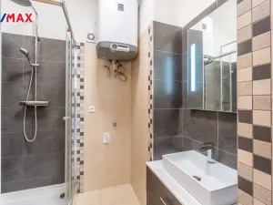 Pronájem bytu 2+kk, Praha - Libeň, Davídkova, 40 m2