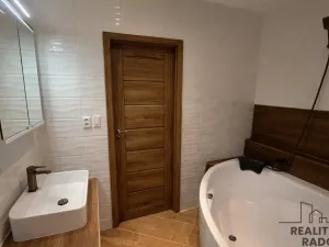 Prodej bytu 4+1, Třinec, Sosnová, 80 m2