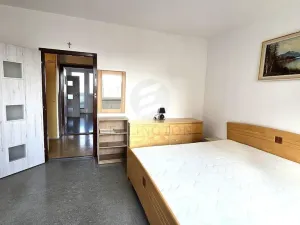 Pronájem bytu 3+1, Praha - Strašnice, Gutova, 80 m2