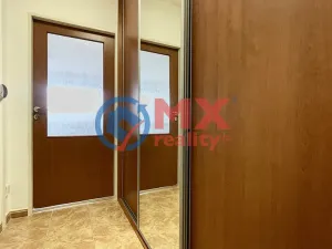 Prodej bytu 1+kk, Praha - Kobylisy, Kyselova, 28 m2