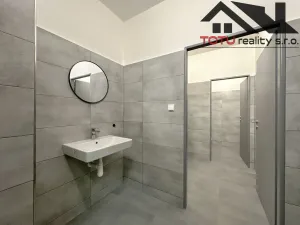 Pronájem kanceláře, Jaroměř, Jezbinská, 142 m2