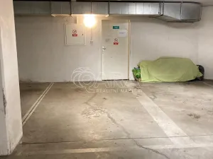 Pronájem garážového stání, Praha - Záběhlice, U Zahradního města, 13 m2