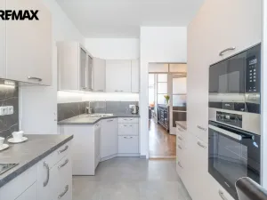 Pronájem bytu 4+1, Praha - Nové Město, Žitná, 120 m2