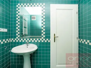 Pronájem bytu 3+1, Praha - Nové Město, Odborů, 108 m2