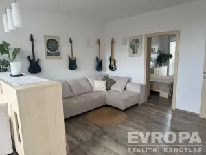 Prodej bytu 3+1, Praha - Hlubočepy, Lohniského, 69 m2