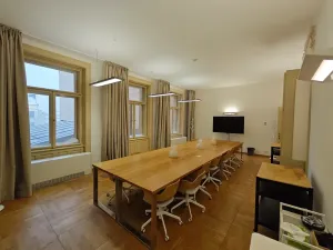Pronájem kanceláře, Praha - Staré Město, 28. října, 630 m2