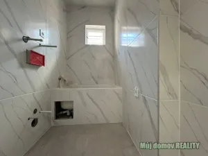 Pronájem bytu 3+kk, Praha - Žižkov, Na Jarově, 50 m2