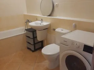 Pronájem bytu 2+kk, Praha - Vysočany, Pod Harfou, 59 m2