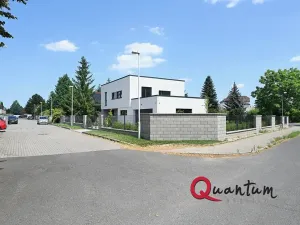 Pronájem rodinného domu, Šestajovice, Konopišťská, 250 m2