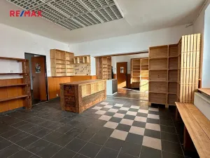 Pronájem obchodního prostoru, Mohelnice, Kostelní nám., 80 m2