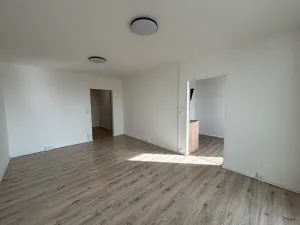 Pronájem bytu 3+1, Praha - Troja, Krynická, 72 m2