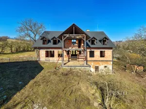 Prodej vícegeneračního domu, Libina, 500 m2