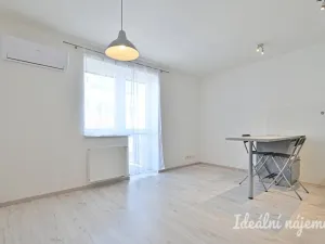 Pronájem bytu 2+kk, Brno, Listnatá, 47 m2