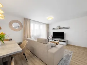 Prodej bytu 3+kk, Praha - Hloubětín, Klánovická, 64 m2