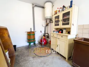 Prodej rodinného domu, Valtice - Úvaly, 101 m2