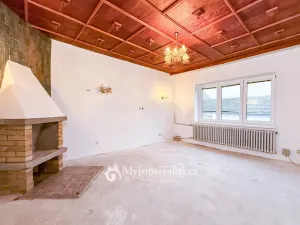 Prodej rodinného domu, Hodonice, U Kostela, 260 m2