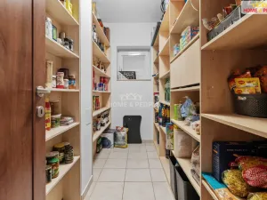 Prodej rodinného domu, Praha - Točná, Na Stráňkách, 395 m2