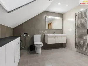 Prodej rodinného domu, Praha - Točná, Na Stráňkách, 395 m2