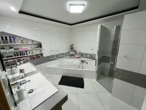 Prodej rodinného domu, Olomouc, Janouškova, 234 m2