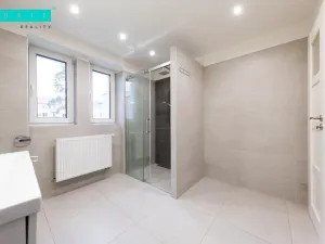 Prodej bytu 2+1, Olomouc - Nové Sady, Za poštou, 55 m2