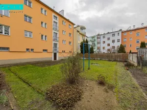 Prodej bytu 2+1, Olomouc - Nové Sady, Za poštou, 55 m2