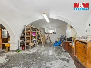 Prodej ubytování, Postoloprty, Wolkerova, 230 m2