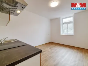 Pronájem bytu 1+kk, Mariánské Lázně, Hlavní třída, 20 m2