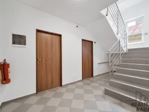 Pronájem bytu 2+kk, Pardubice - Zelené Předměstí, V Ráji, 59 m2