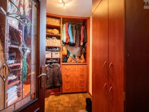 Prodej rodinného domu, Lužice, 372 m2