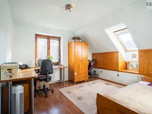 Prodej rodinného domu, Lužice, 372 m2