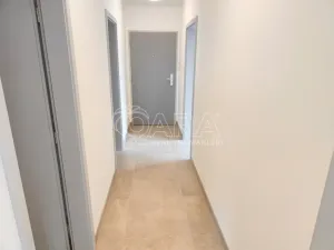 Pronájem bytu 2+kk, Přezletice, Pod Zahrady, 54 m2