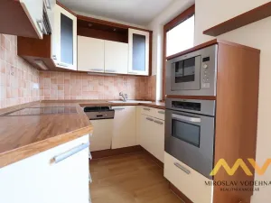 Pronájem bytu 2+kk, Hradec Králové - Nový Hradec Králové, Mrštíkova, 64 m2