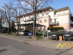 Pronájem bytu 2+kk, Hradec Králové - Nový Hradec Králové, Mrštíkova, 64 m2